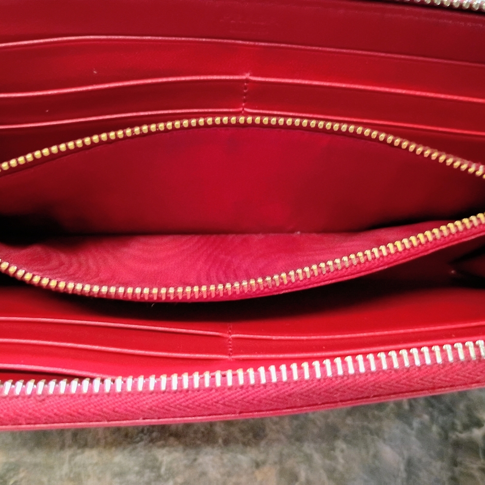 Prada Quilted Tessuto Zip Around Wallet Red Ibisco w/ Box & Auth Card. - Picture 10 of 10